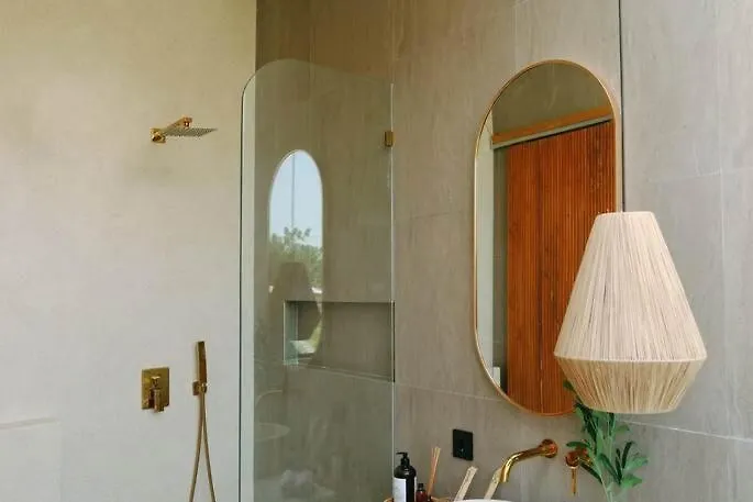 Mia Modern Tropical 2br In Pererenan