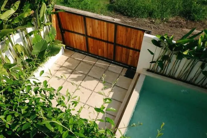 ヴィラ Mia Modern Tropical 2br In Pererenan